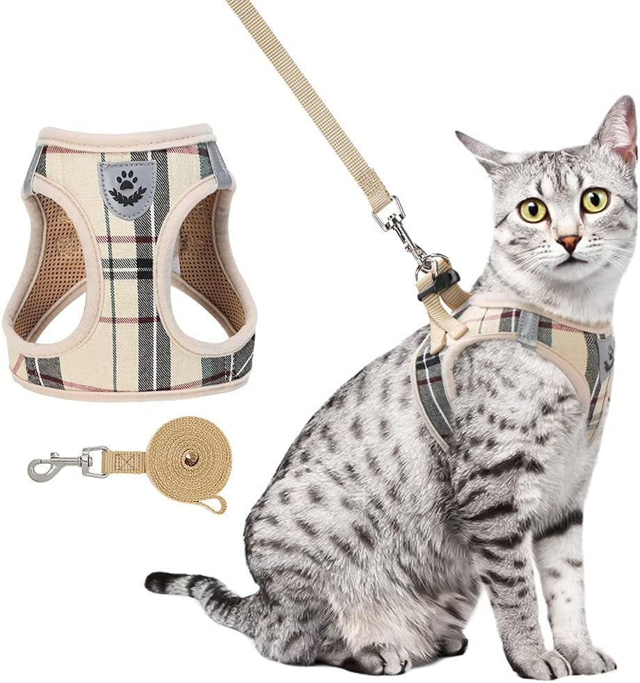 Soft Mesh Cat Harness and Leash Set, Escape Proof Vest Harnesses for Outdoor Walking